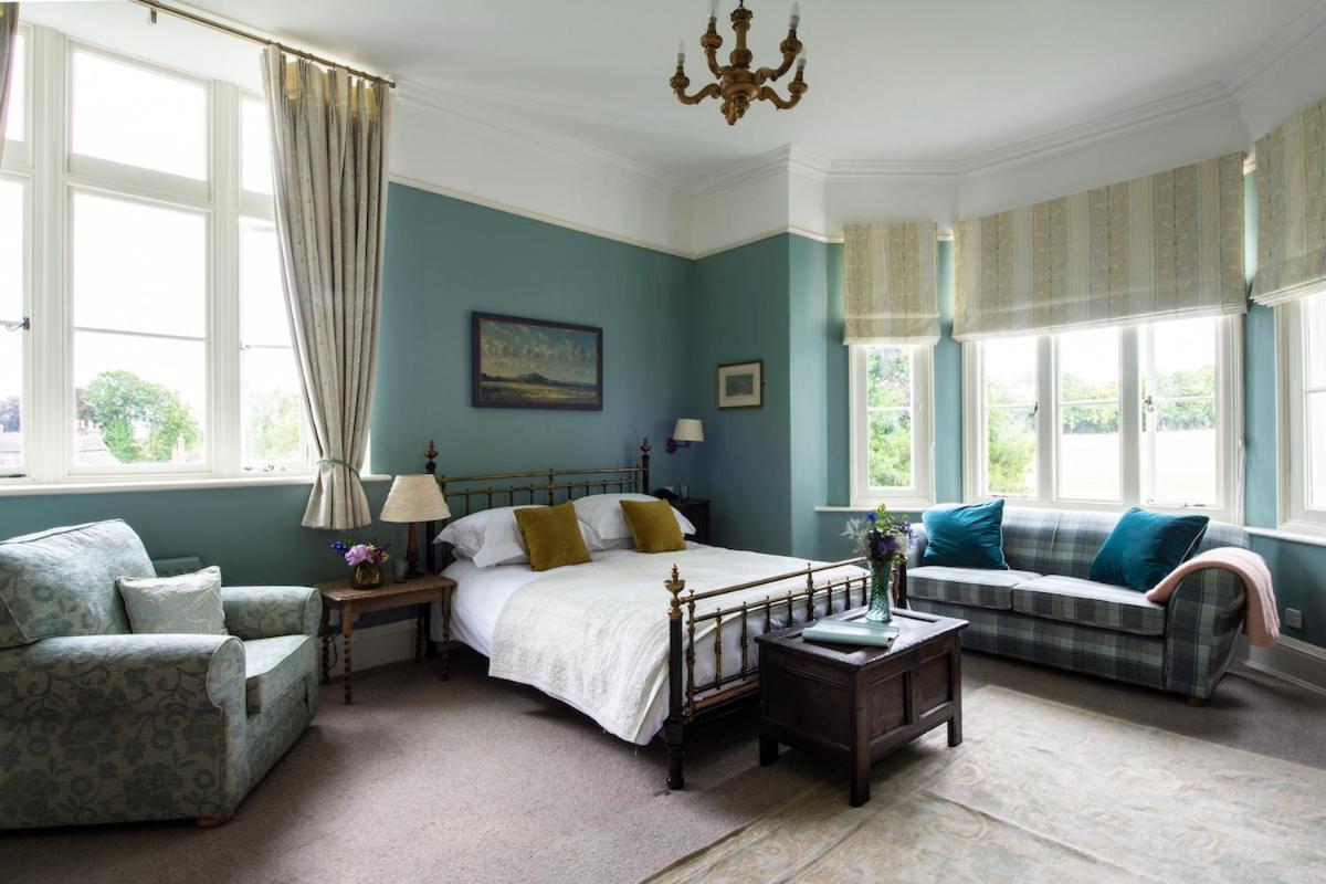 The Castleman Blandford Forum